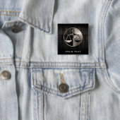 Badge Carré 5 Cm Échelles rocailleuses de justice (En situation)