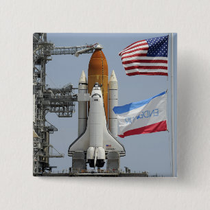 Badge Carré 5 Cm Effort de navette spatiale sur la plate-forme de