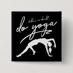 Badge Carré 5 Cm En Doute, Faire Yoga Personnalisé Arrière - plan B