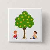Badge Carré 5 Cm Enfants joueuses assis sous un arbre de pomme (Devant)