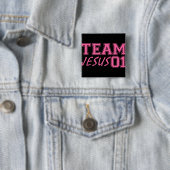 Badge Carré 5 Cm Équipe Jésus (En situation)