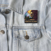 Badge Carré 5 Cm Famille Lion, King for the Day Button (En situation)