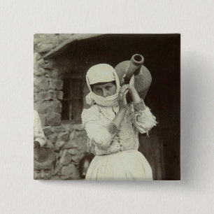 Badge Carré 5 Cm Fille arménienne de pays, Erevan