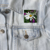 Badge Carré 5 Cm Fleur sauvage Daisy et Fireweed (En situation)
