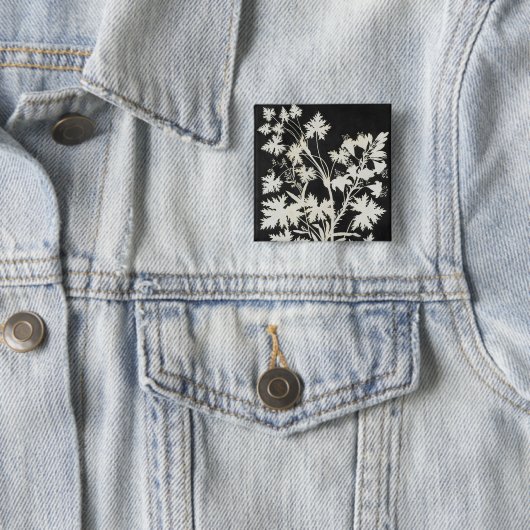 Badge Carré 5 Cm Fleurs en silhouette (En situation)