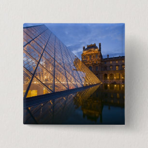 Badge Carré 5 Cm France, Paris. Le Louvre au crépuscule. Crédit 3