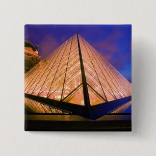 Badge Carré 5 Cm France, Paris. Le musée du Louvre au crépuscule. 2