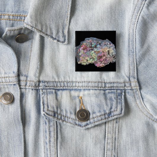 Badge Carré 5 Cm Goethite montrant l'irisation (En situation)