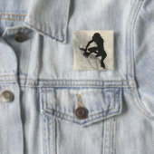 Badge Carré 5 Cm GOLLUM™ Concept Sketch (En situation)