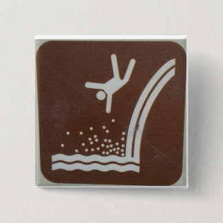 Badge Carré 5 Cm Goupille en baisse de randonneur de cascade