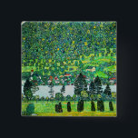 Badge Carré 5 Cm Gustav Klimt - Pente de montagne à Unterach<br><div class="desc">Pente de montagne à Unterach / Pente dans une forêt sur le lac Attersee - Gustav Klimt, Huile sur toile, 1916</div>