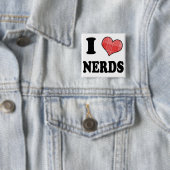 Badge Carré 5 Cm I Love (Coeur Plaid) Nerds (En situation)