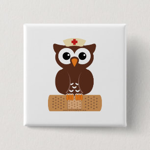 Badge Carré 5 Cm Infirmière Owl (avec bandaid)