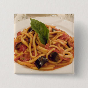 Badge Carré 5 Cm Italie, Positano. Assiette de pâtes et aubergine.