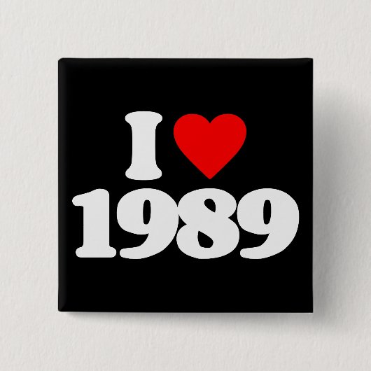 BADGE CARRÉ 5 CM J'AIME 1989 (Devant)