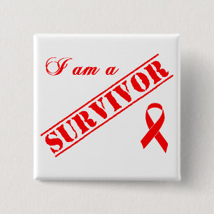 Badge Carré 5 Cm Je suis un survivant - ruban rouge