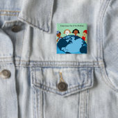 Badge Carré 5 Cm Jésus aime les petits enfants. (En situation)