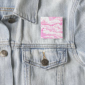 Badge Carré 5 Cm Joyeux Fuchsia nuages roses (En situation)