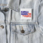 Badge Carré 5 Cm Kamala Harris pour le Bouton Président 2024 (En situation)