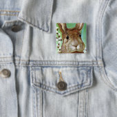 Badge Carré 5 Cm Lapin de Pâques (En situation)
