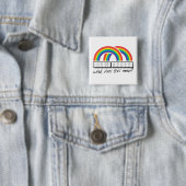 Badge Carré 5 Cm Le double arc-en-ciel, ce qui fait ce moyen ? (En situation)