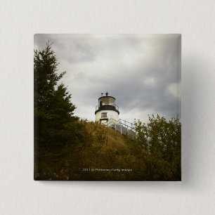 Badge Carré 5 Cm Le phare principal du hibou un jour nuageux