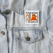 Badge Carré 5 Cm Le poussin a interrompu la leucémie 3 (En situation)