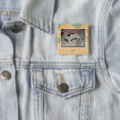 Badge Carré 5 Cm Le rire et le monde rit avec vous (En situation)