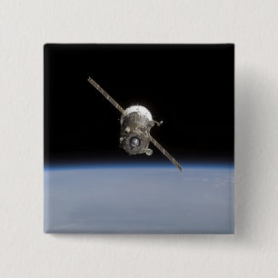 Badge Carré 5 Cm L'engin spatial Soyouz TMA-11 au-dessus du horiz t