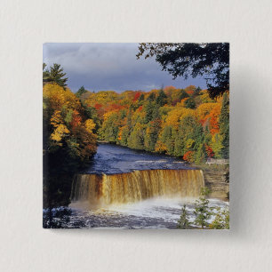 Badge Carré 5 Cm Les chutes Upper Tahquamenon dans l'UGB au Michiga
