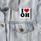 BADGE CARRÉ 5 CM L'OHIO - "J'AIME L'OH" "QUE J'AIME L'OHIO" (En situation)