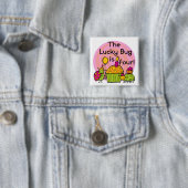 Badge Carré 5 Cm Lucky Bug Cupcake 4th Birthday T-shirts et cadeaux (En situation)