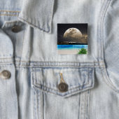 Badge Carré 5 Cm Lune Et Plage (En situation)