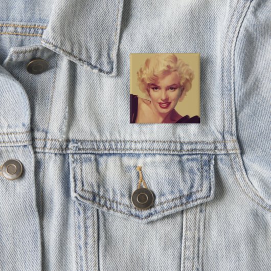 Badge Carré 5 Cm Marilyn en noir (En situation)