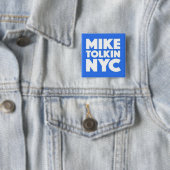 BADGE CARRÉ 5 CM MIKE TOLKIN NYC 2017 (En situation)