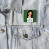 BADGE CARRÉ 5 CM MONICA POUR DES RÉPUBLICAINS (En situation)