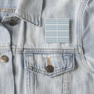 Badge Carré 5 Cm motif bleu et blanc avec un arrière - plan blanc