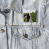 Badge Carré 5 Cm Ne promets pas grand-chose (En situation)