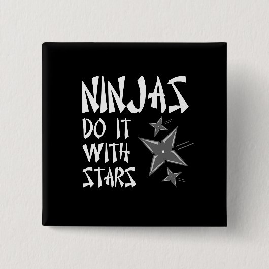 Badge Carré 5 Cm Ninjas le font avec des étoiles (Devant)