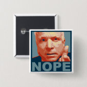 Badge Carré 5 Cm nope de mccain (Devant & derrière)
