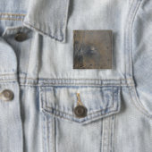 Badge Carré 5 Cm Ol Doinyo Langai en Tanzanie (En situation)