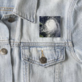 Badge Carré 5 Cm Ouragan Earl (En situation)