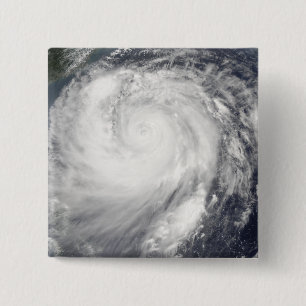 Badge Carré 5 Cm Ouragan Haitang