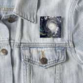 Badge Carré 5 Cm Ouragan Isabel 2 (En situation)