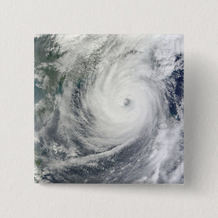 Badge Carré 5 Cm Ouragan Megi 4