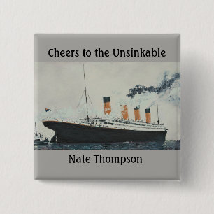 BADGE CARRÉ 5 CM PARTI TITANIQUE