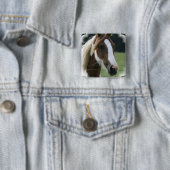 Badge Carré 5 Cm Pin de carré de poney de Pinto (En situation)