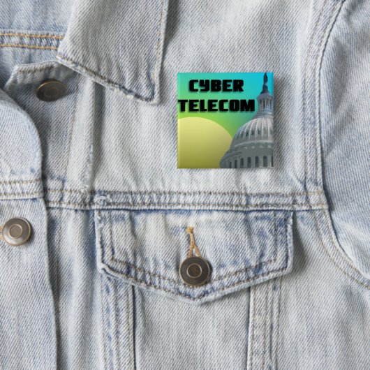 Badge Carré 5 Cm Pin de Cybertelecom (En situation)