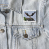 Badge Carré 5 Cm Pin de nid de balbuzard (En situation)