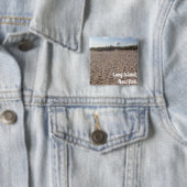 Badge Carré 5 Cm Pin Long Island (En situation)